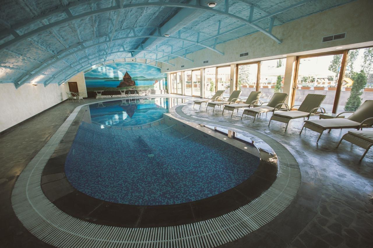 Caucasus Hotel Kasagh Kültér fotó Indoor pool