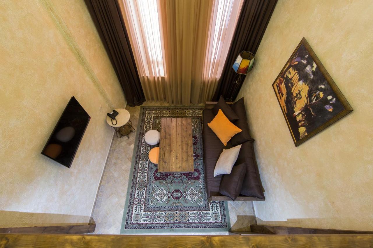 Caucasus Hotel Kasagh Kültér fotó A living room in a typical apartment