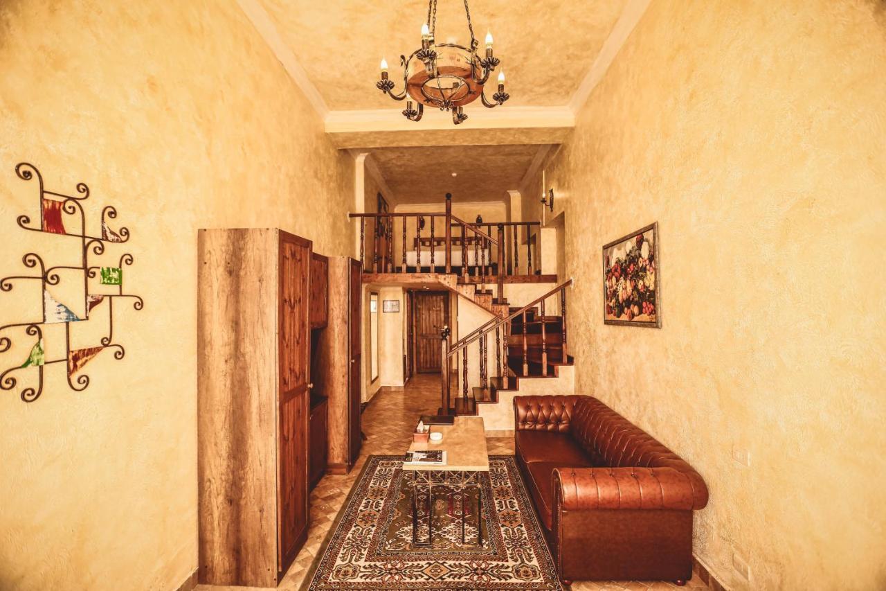 Caucasus Hotel Kasagh Kültér fotó Interior of the hotel