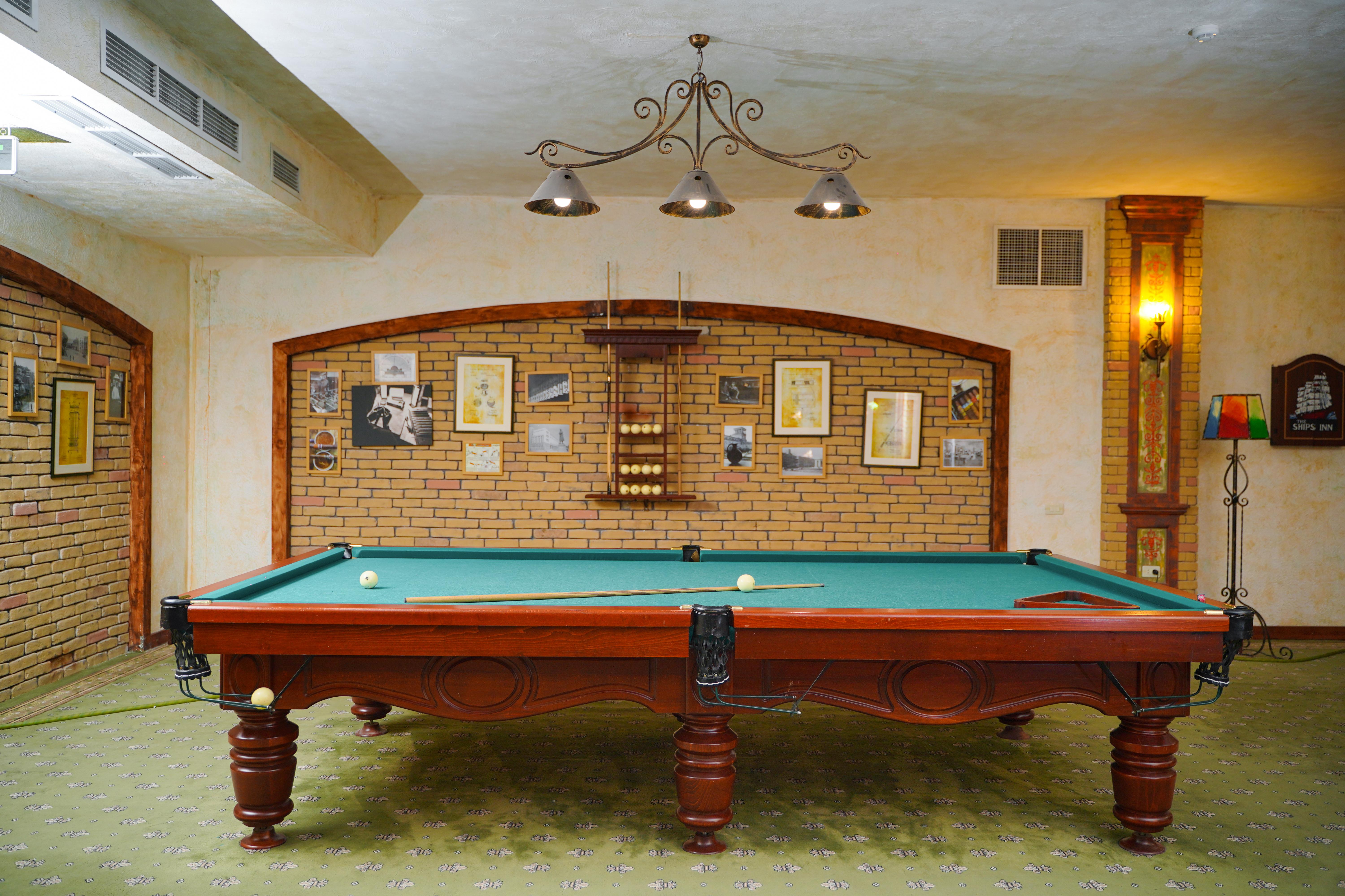 Caucasus Hotel Kasagh Kültér fotó A pool table